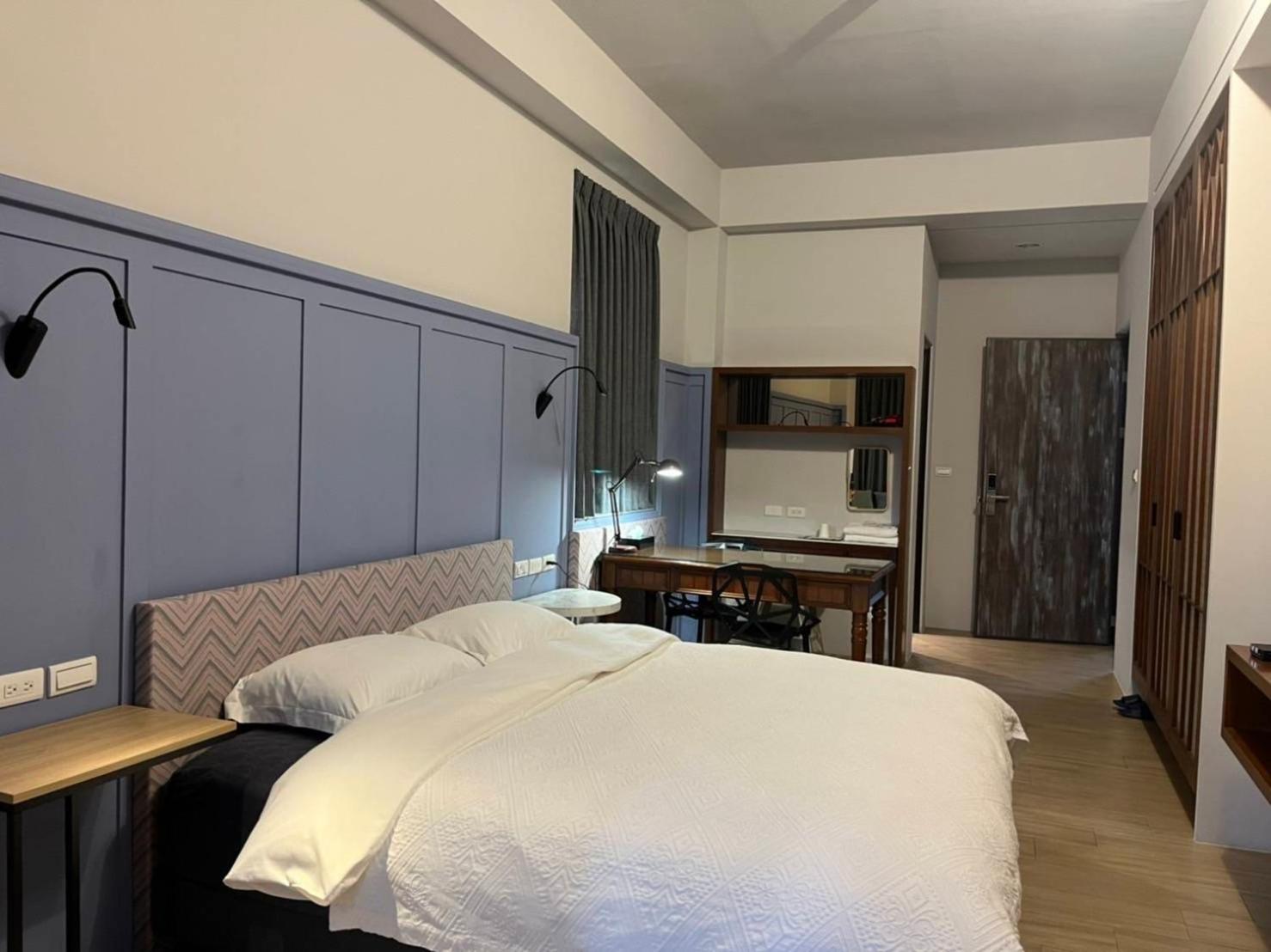 Fu'S House 52 Hotel Tainan Bagian luar foto